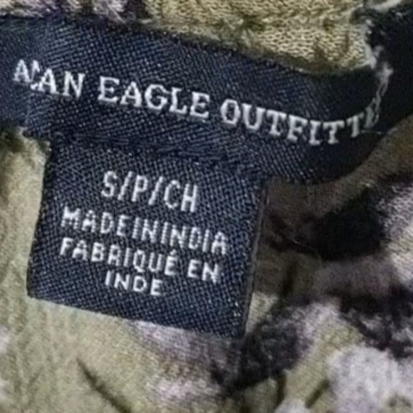 AE Sage Green Floral Print Crop Tank - Picture 6 of 7